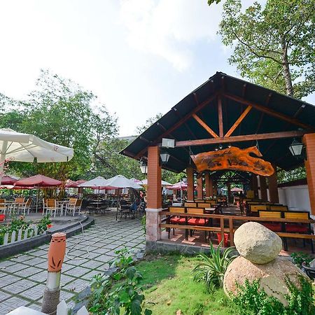 Hoa Binh 2 Hotel Long Xuyên Exterior foto